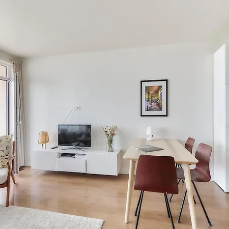 Apartment Angeles 085 *