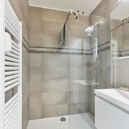 Angeles 085 Οστένδη